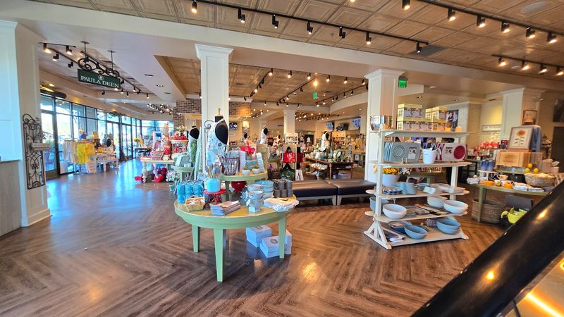 The Gift Shop Experience Before And After The Meal