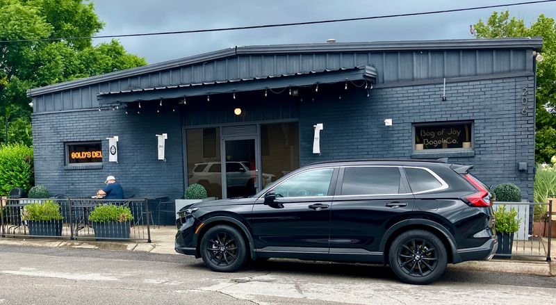 Gold's Deli, Columbia