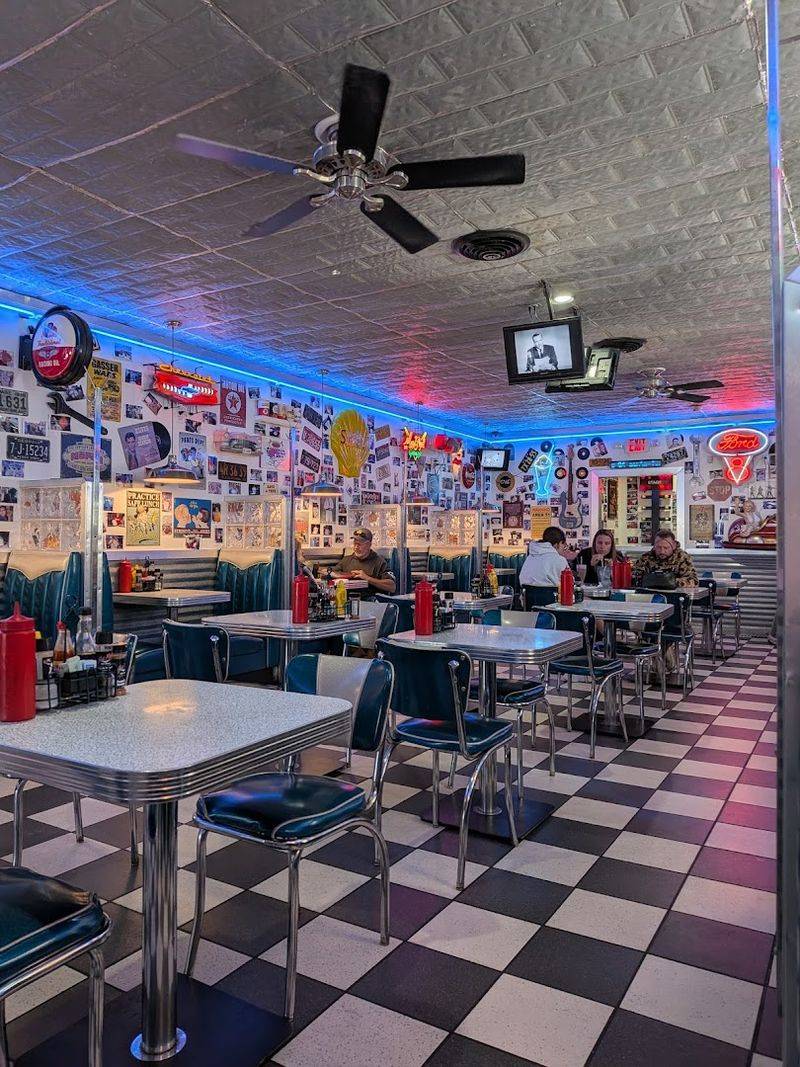 Hot Rods 50's Diner