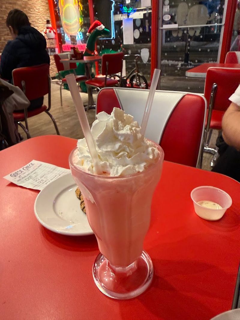 A Fun Throwback Atmosphere That Feels Like A Time Capsule