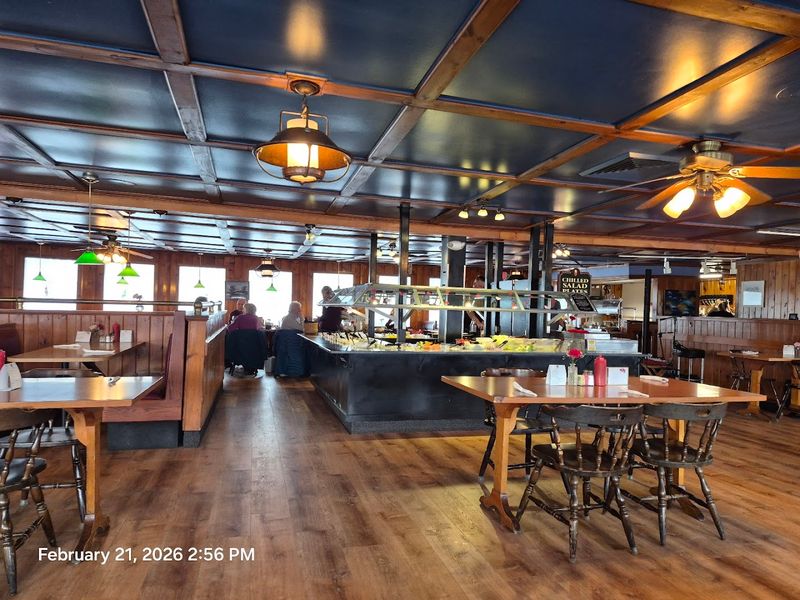 A Large Dining Room Built For Big Seafood Meals