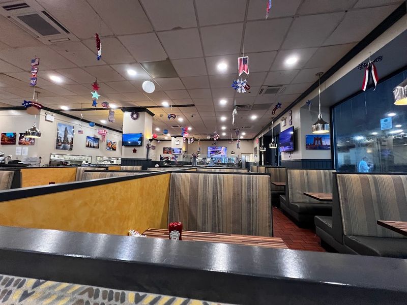 Lunch And Dinner Deserve Equal Billing On This Menu