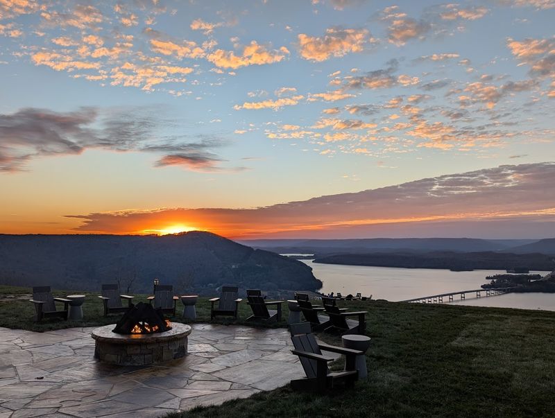 Riverdance Restaurant