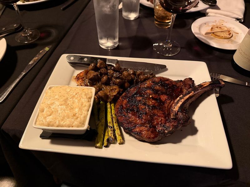 North Shore Chophouse