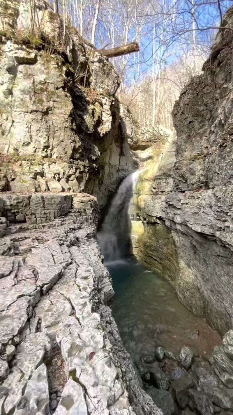 The Walls Of Jericho, Belvidere