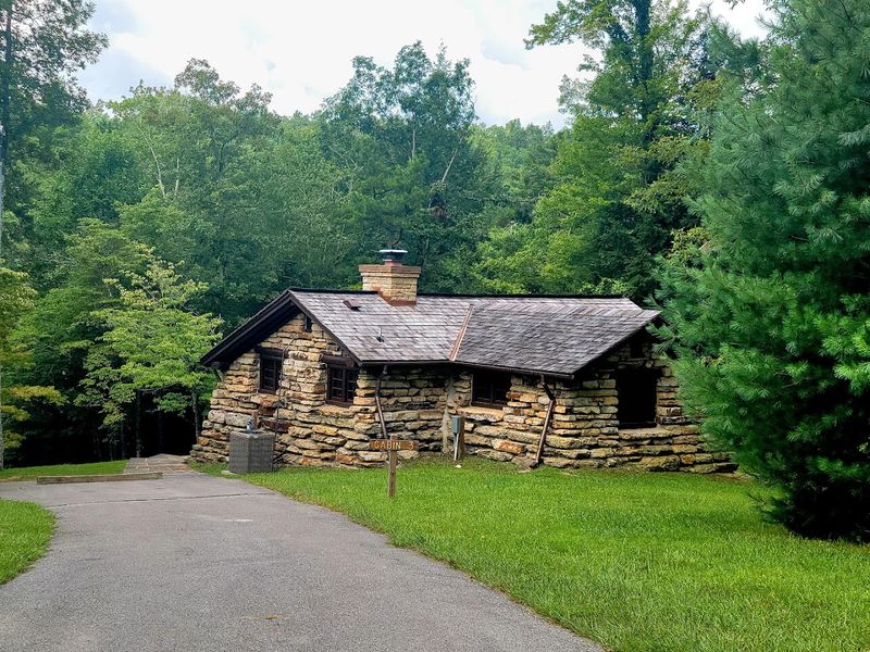Cabin Stays That Balance Comfort And Character