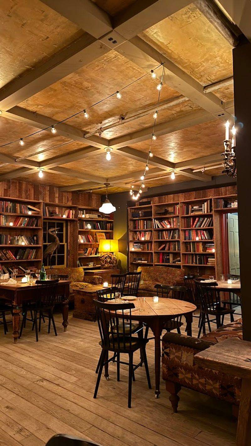 Why Freemans Works Equally Well For Date Night And Group Celebrations