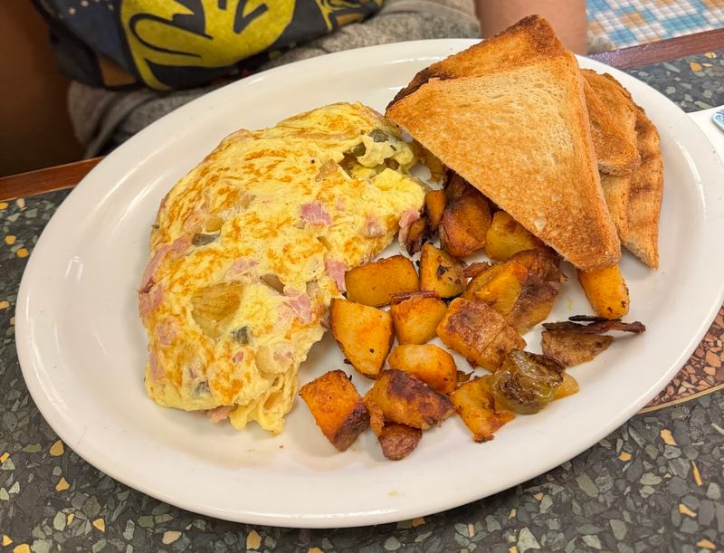 Generous Portions: Because Nobody Leaves The Comfort Diner Hungry