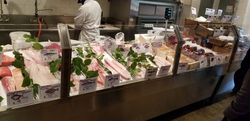 Tips For Choosing The Freshest Seafood