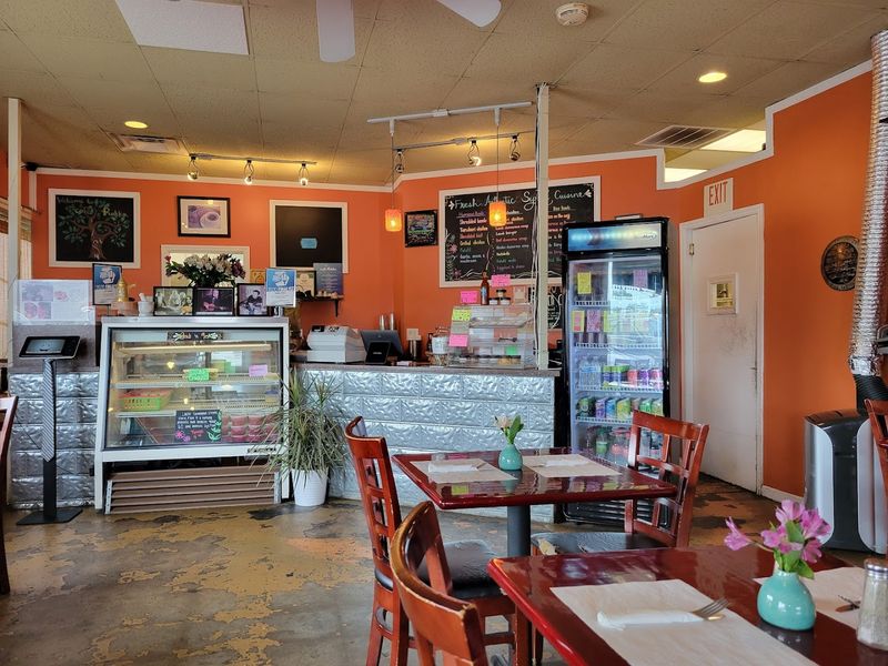 Cafe Rakka, Hendersonville