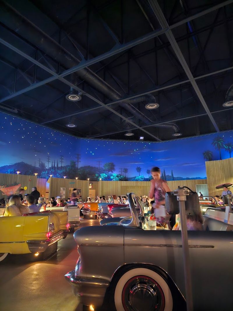 Starry Night Ambience Enhances The Drive-In Dining Experience