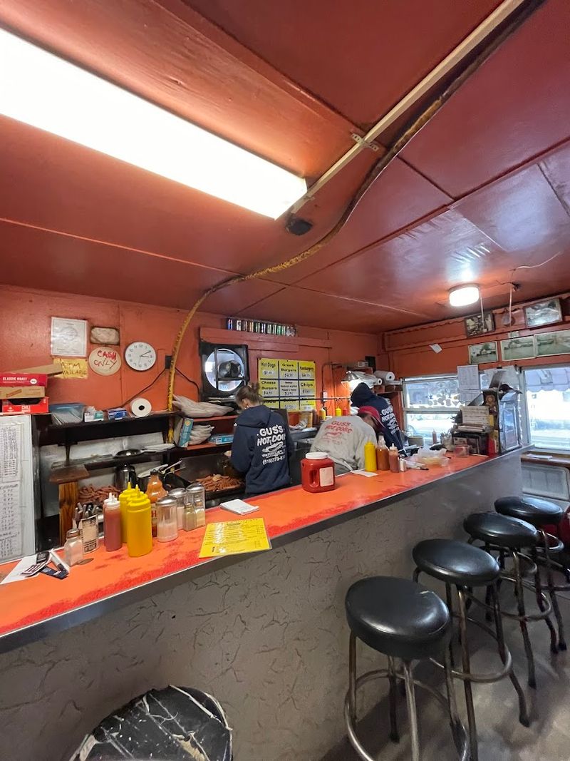 Gus's Hot Dogs (Watervliet)