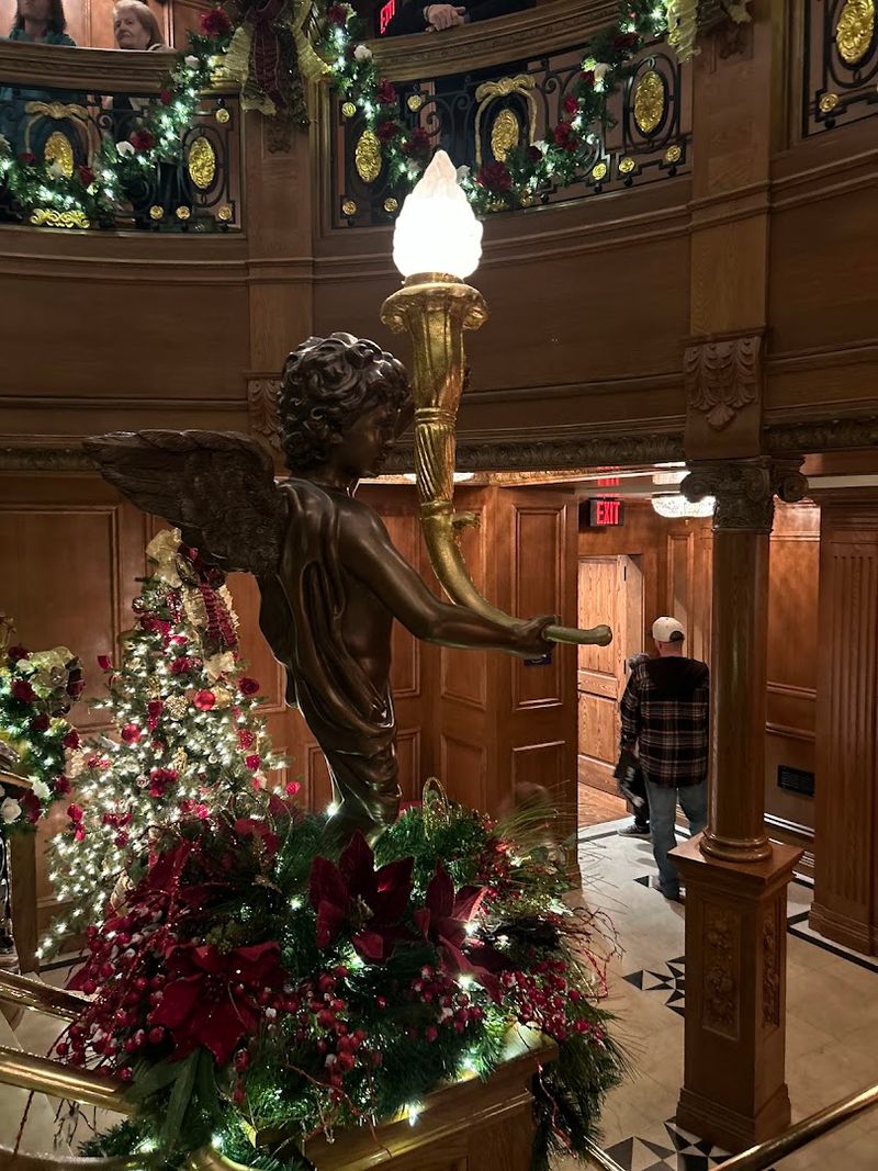 Staff In Period Costume Who Actually Know Their History