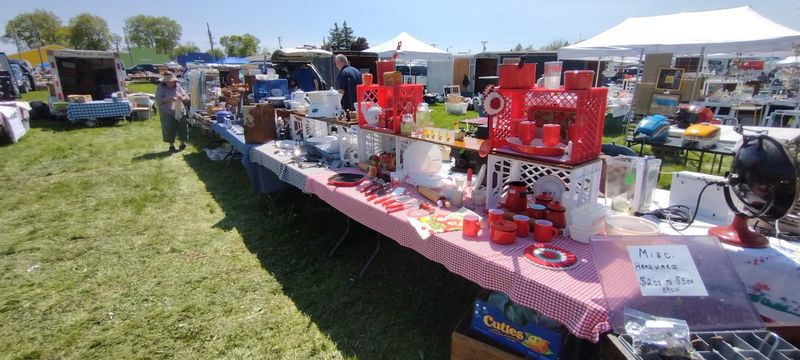 Collectors Travel From Across The Country To Shop Here