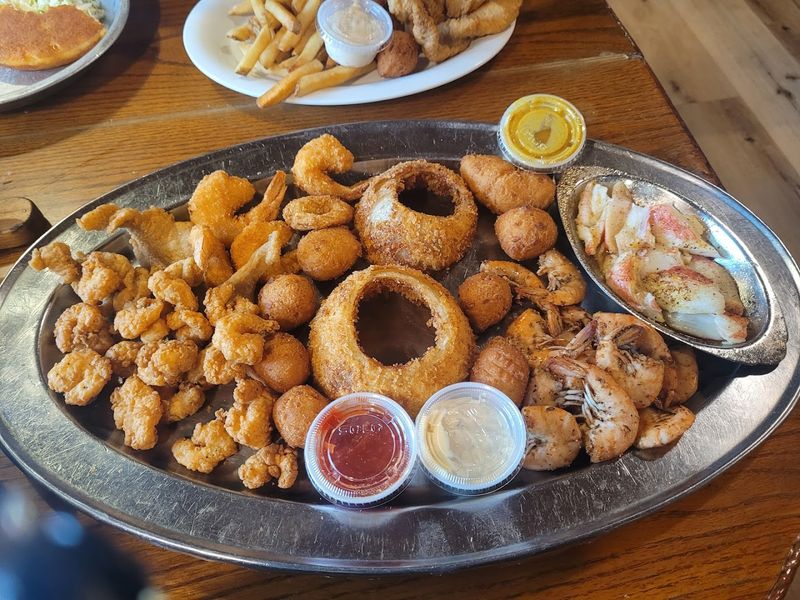 The Seafood Platter That Feeds More Than One Person