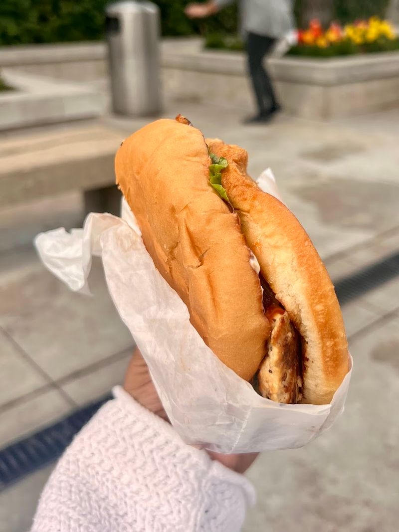 Soft Buttered Buns That Make Every Burger Even Better