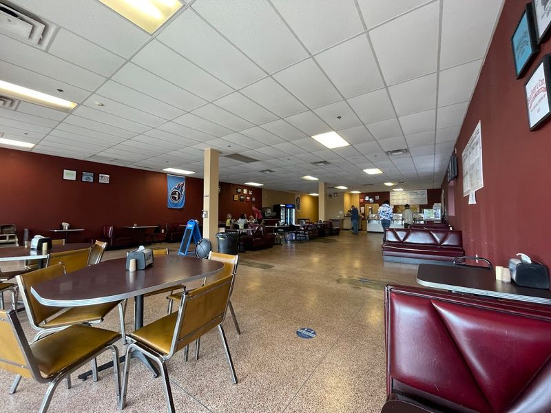 Smoked Chicken That Stands Out On A Menu Full Of Strong Contenders