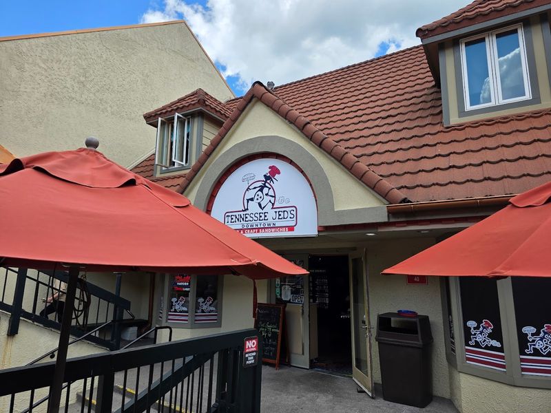 Reasonable Pricing And Fast Service In A Busy Tourist Town