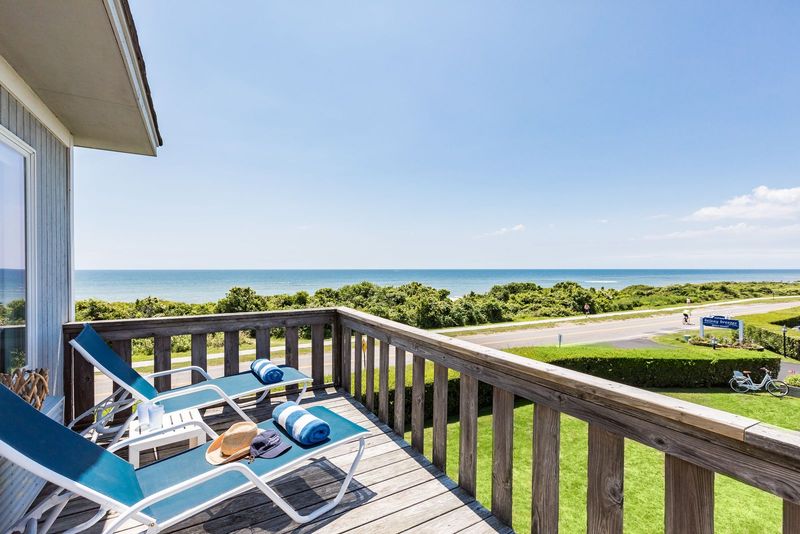 Driftwood Resort — Montauk