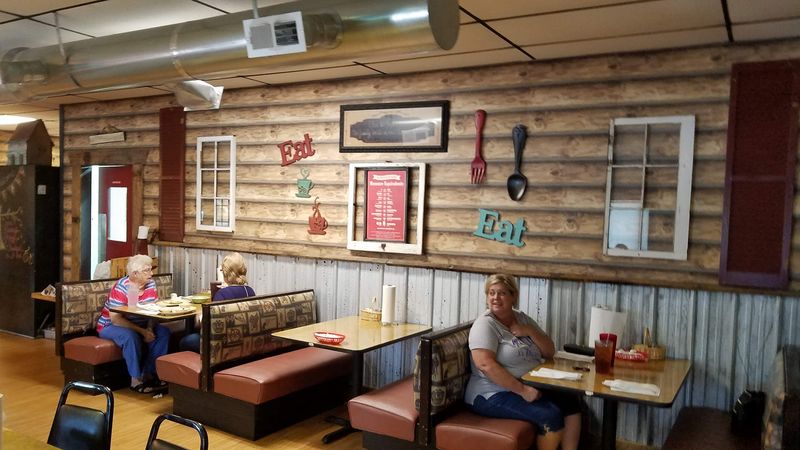 Burgers And Sandwiches Worth Ordering Twice