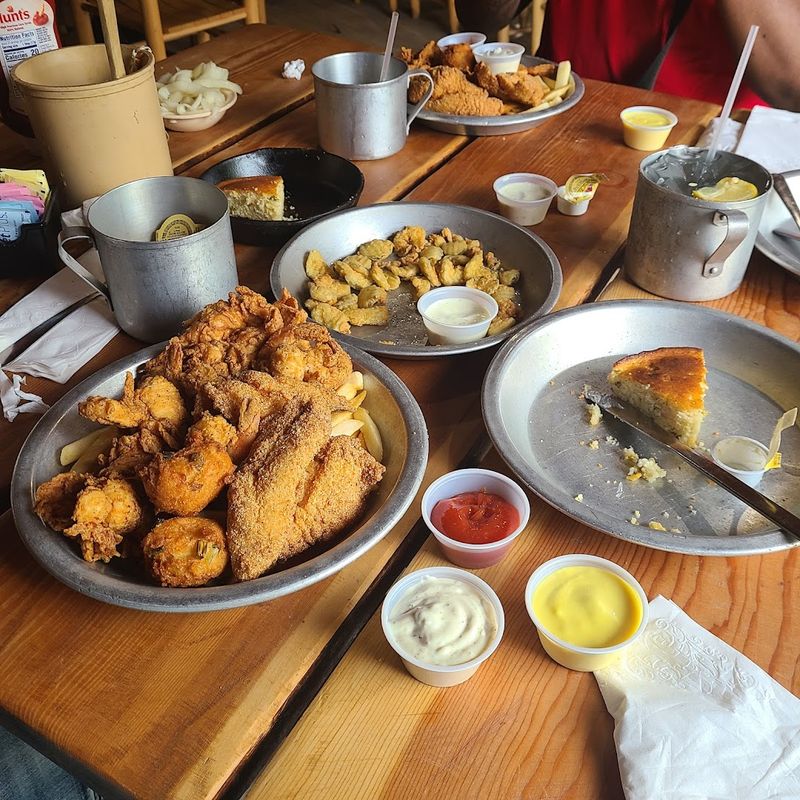 What Makes This Tennessee Spot Worth The Trip