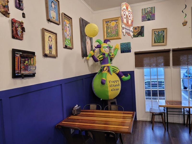 A Welcoming Spot For Families, Friends, And Solo Visitors