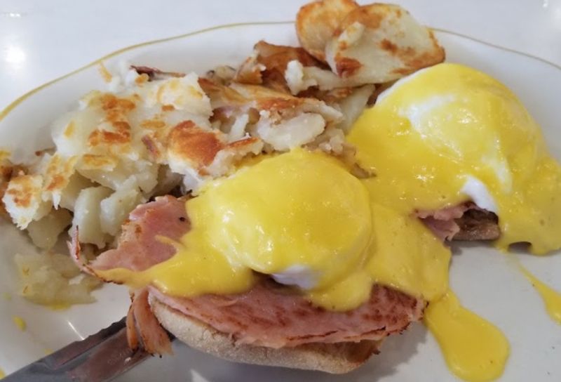 Beyond Biscuits And Gravy: Other Must Try Breakfast Classics