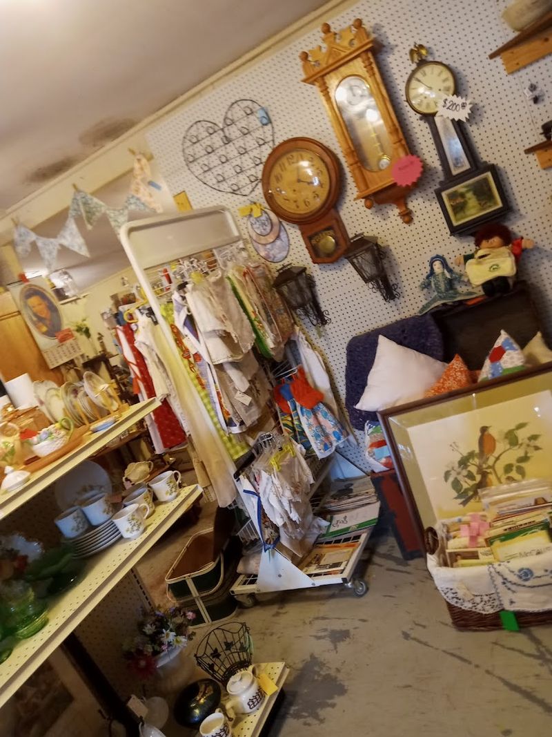 Antiques And Collectibles That Reward A Patient Eye