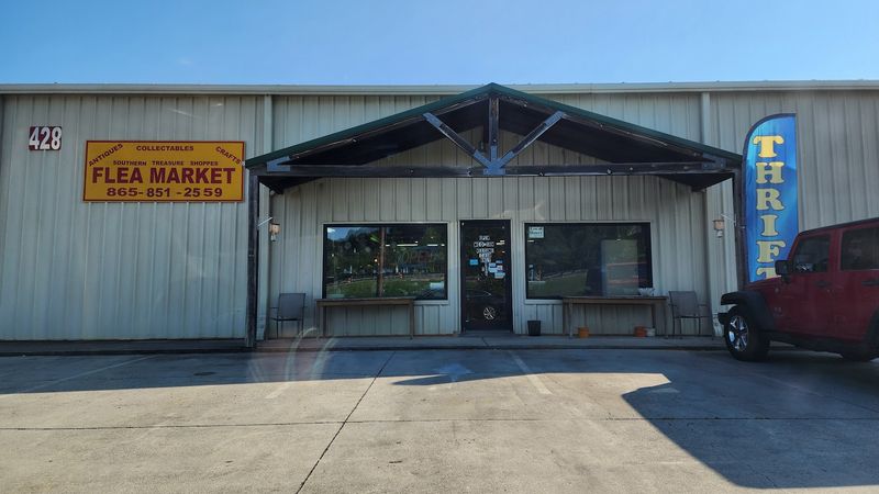 Southern Treasures Flea Market, Dandridge