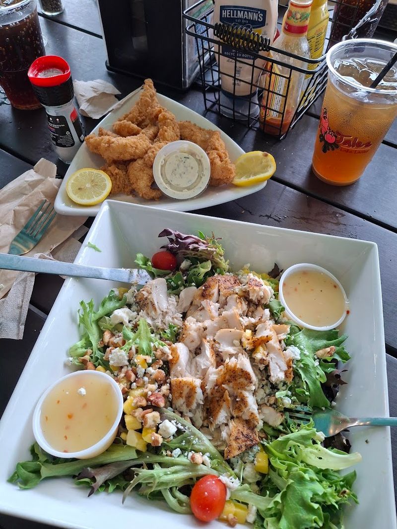 Sunset Views That Make Evening Dining Memorable