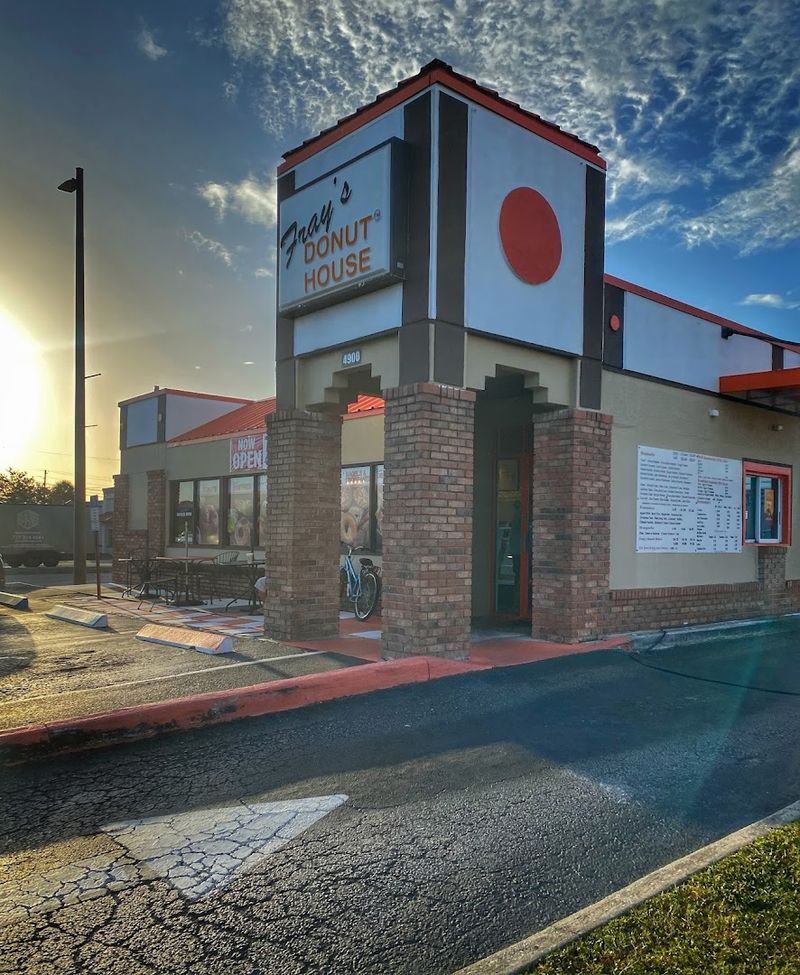 Fray's Secret: Fresh Ingredients and Craftsmanship