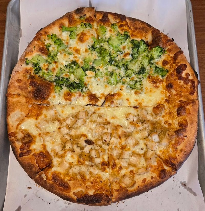 The Thin, Crispy New Haven-Style Apizza Keeps People Coming Back