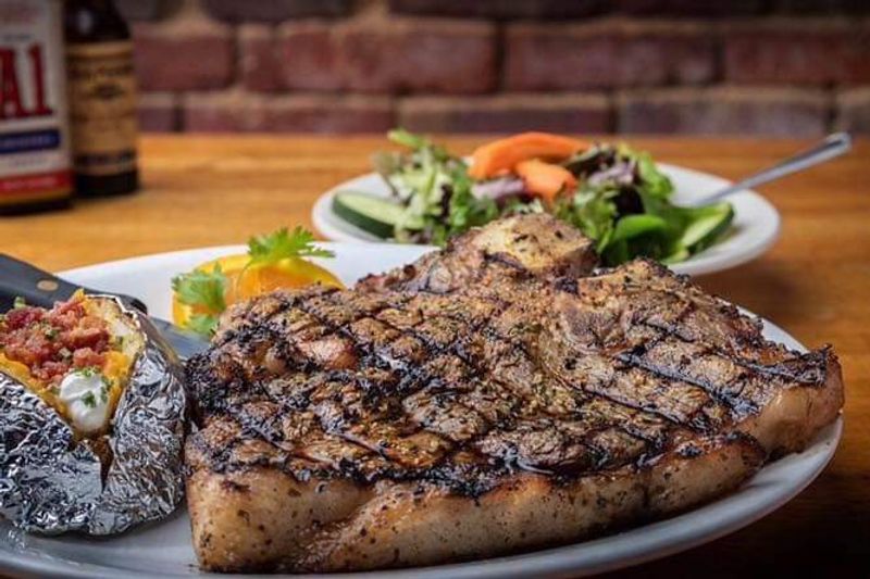 Five D Cattle Company Steak House 