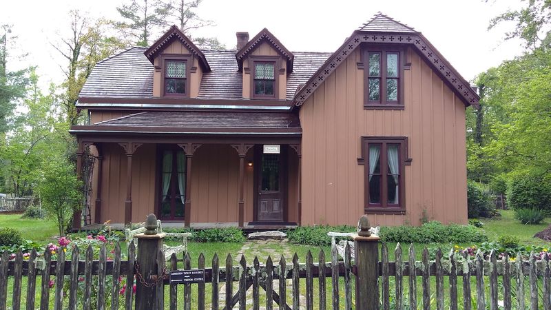 Rugby, Morgan County