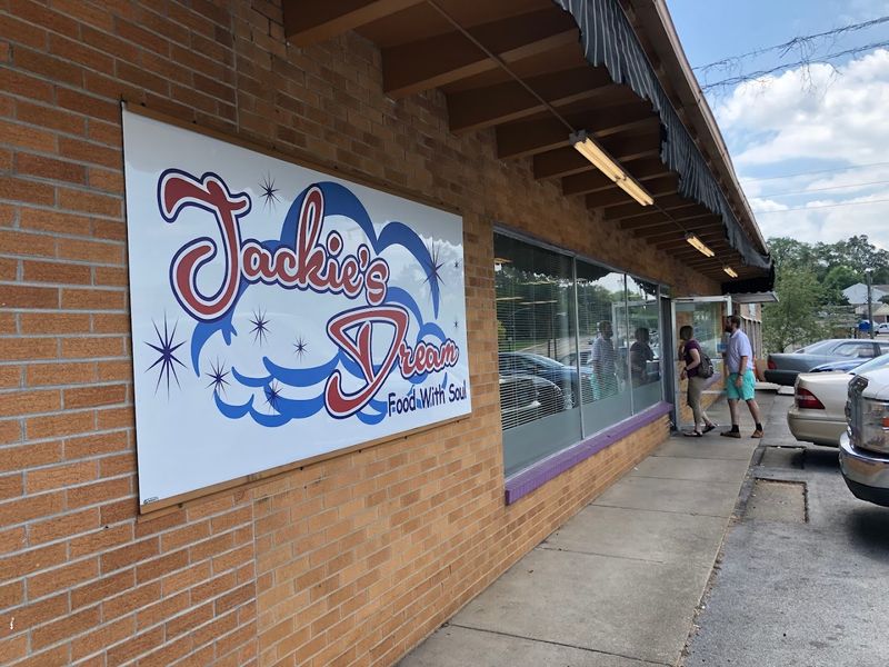 Fried Green Tomatoes With Chow Chow On The Side