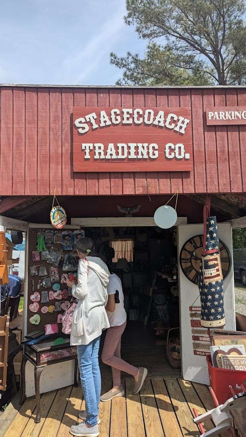 Stagecoach Market (Gloucester)
