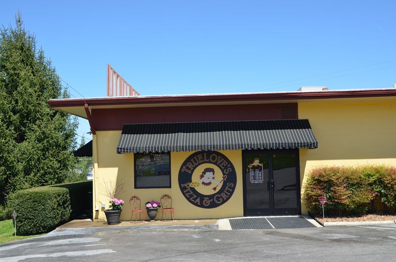 A Food Scene Built On Local Loyalty And Genuine Flavor