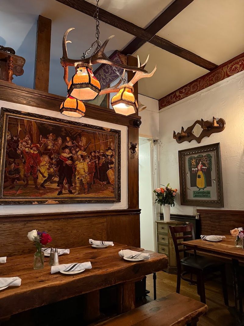 The Supporting Cast That Steals Scenes