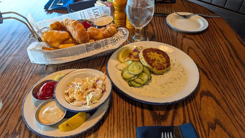 Wayfarer Restaurant & Lounge (Cannon Beach)