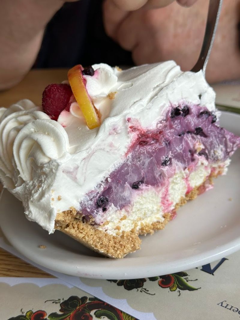 Why Many Visitors Order More Than One Slice