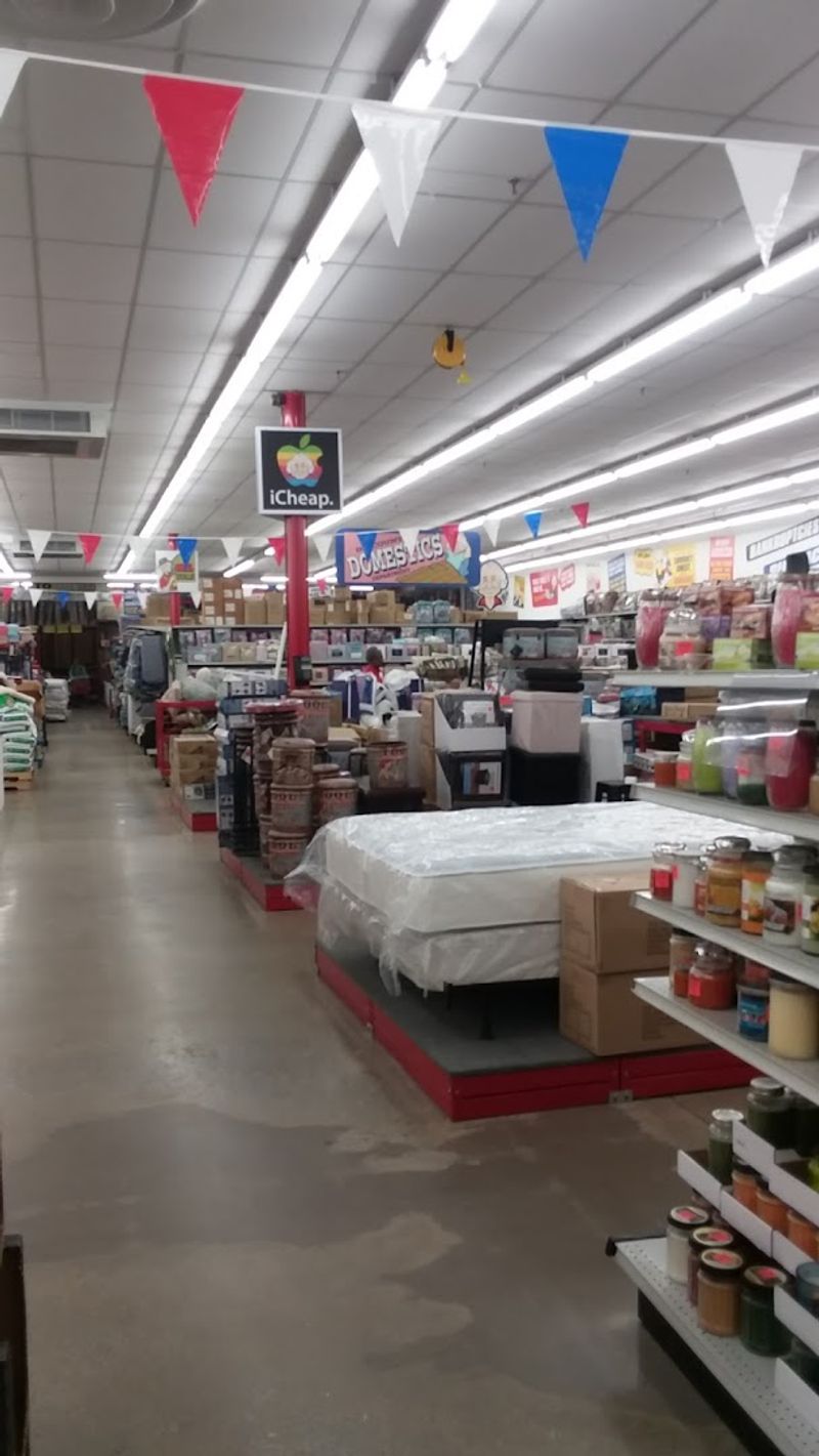 A Home Goods Section That Keeps Shoppers Coming Back