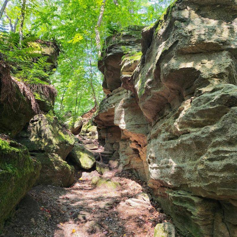 Panama Rocks Scenic Park — Panama