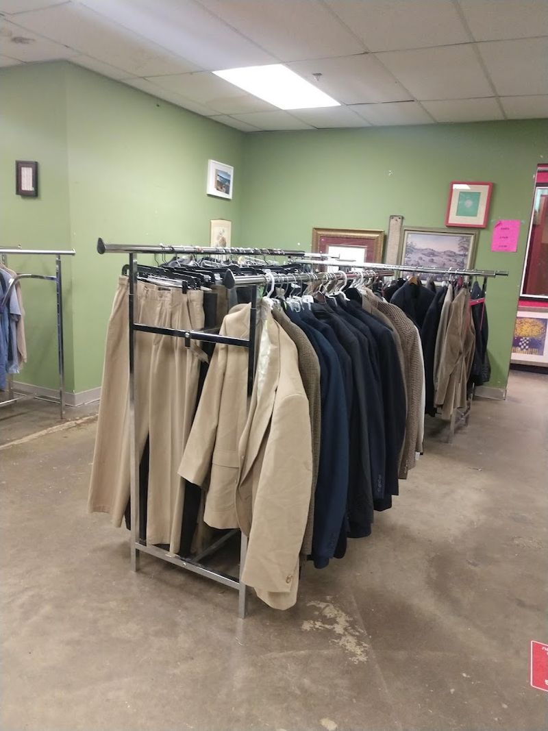 How One Trip Can Completely Refresh Your Closet For About $75