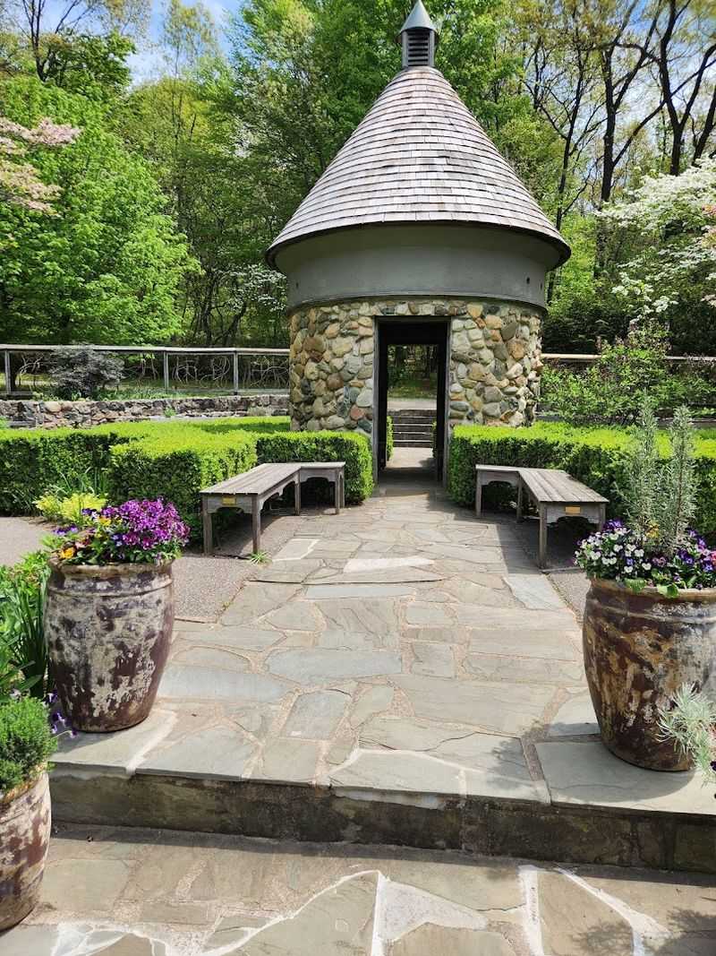 Fernwood Botanical Garden And Nature Preserve, Buchanan