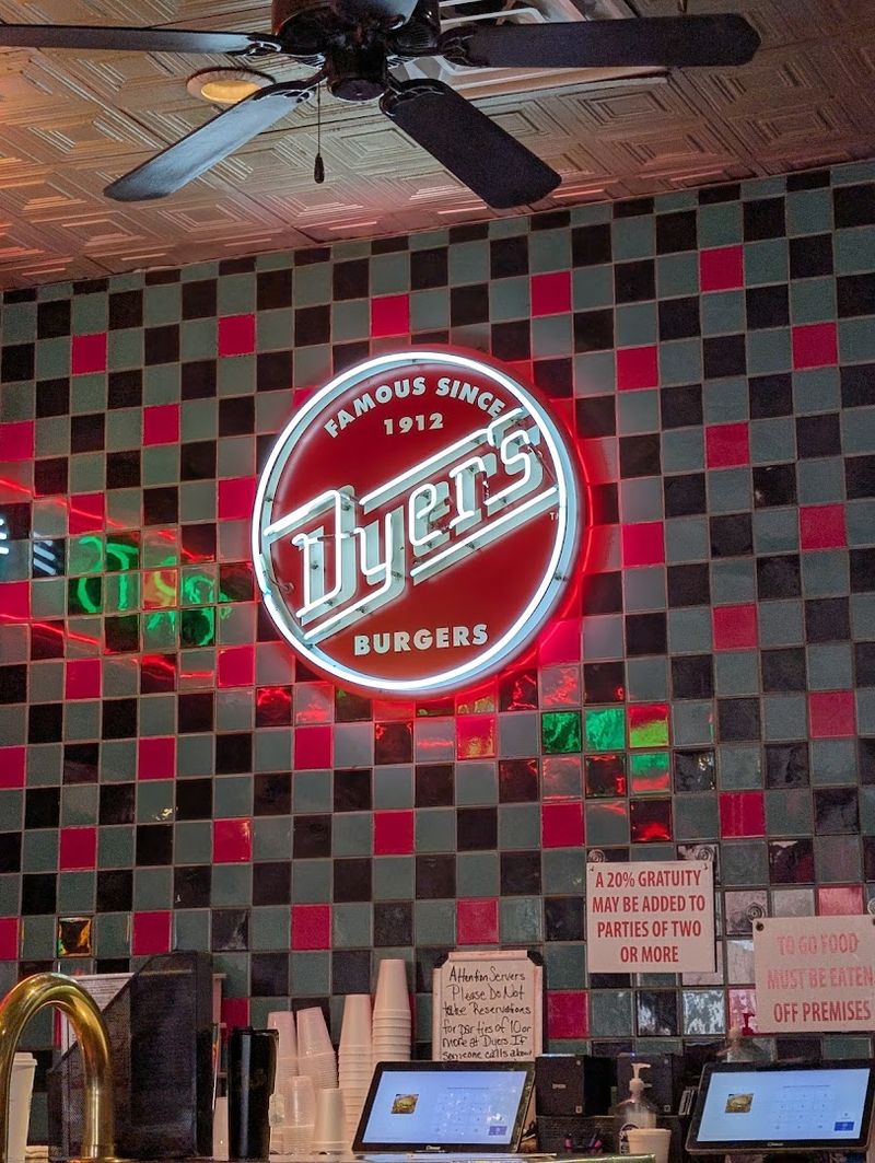 Why This Memphis Institution Still Earns Its Reputation