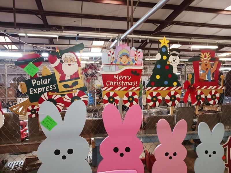 A Community Atmosphere That Sets This Market Apart