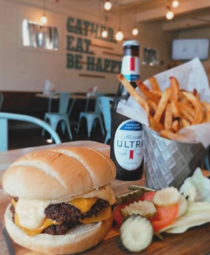 The Smash Burger That Has People Talking West Of Nashville