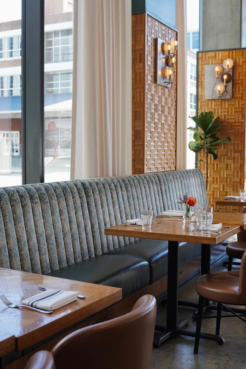 Reservation Tips And Table Policies To Know Ahead