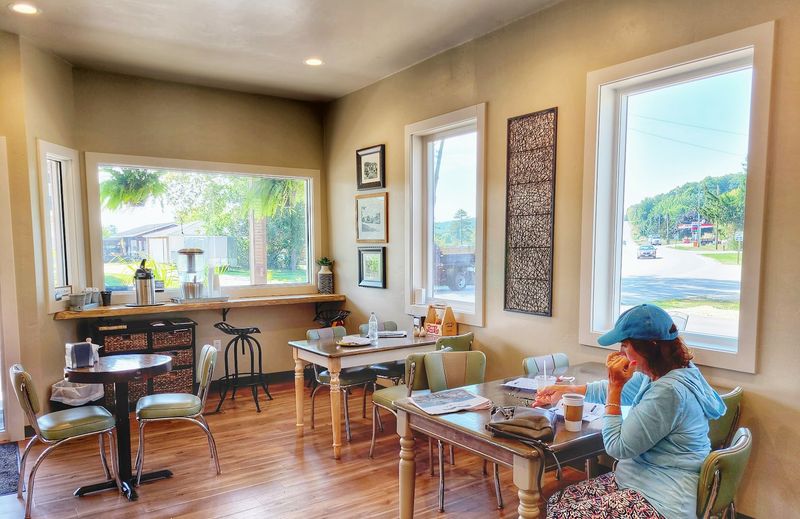 Cozy Dining Space That Feels Warm And Welcoming