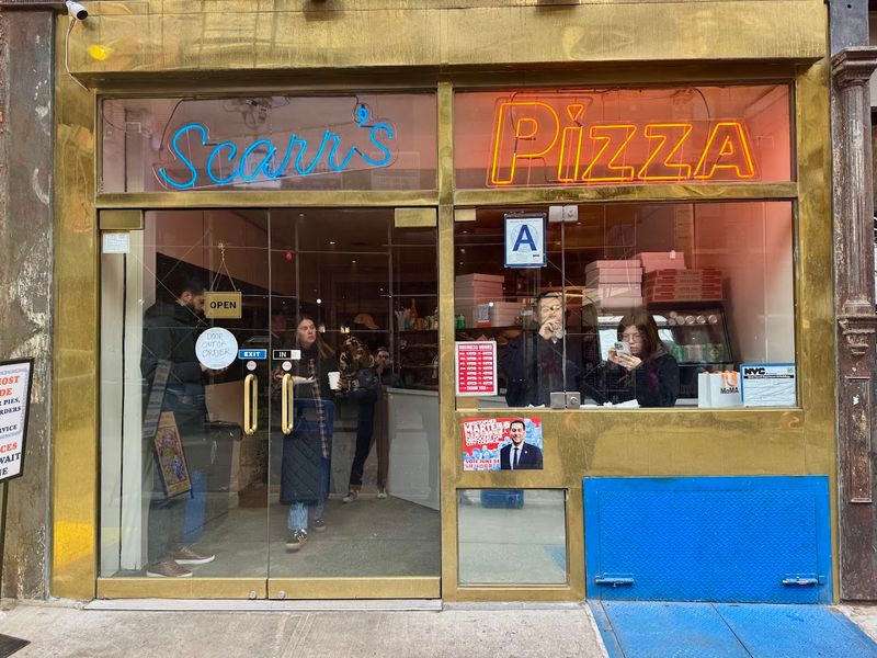 Scarr's Pizza